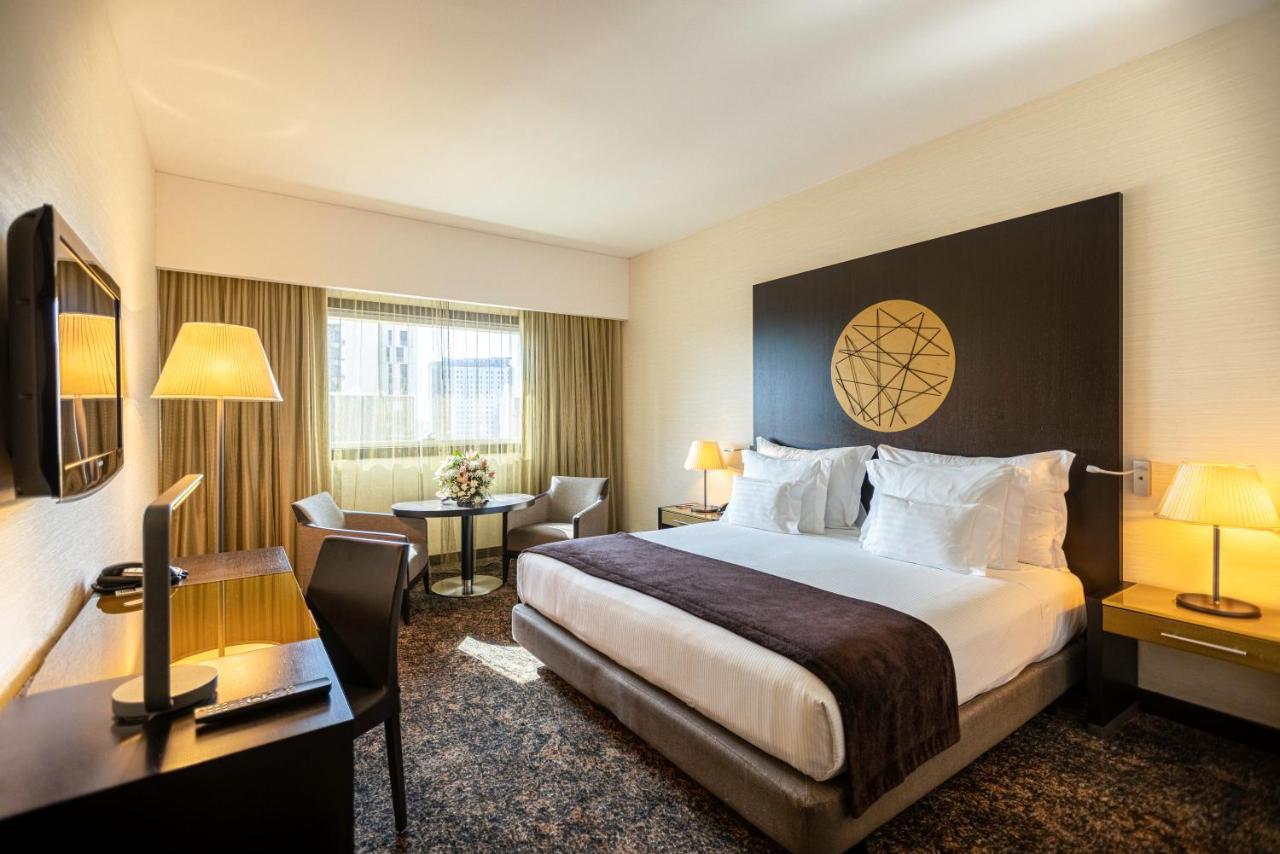 Epic Sana Luanda Hotel Стая снимка